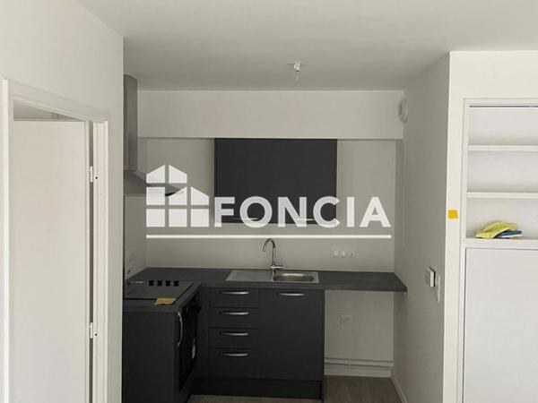 Location Appartement 2 pièces 40.03 m² - 10 RUE BAYART Armentieres 59280