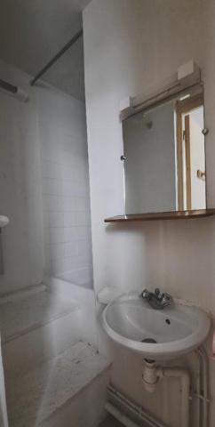 APPARTEMENT meublé LAVAL Centre