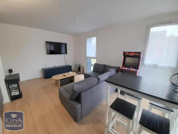 Appartement à louer 2 pièces 45.3m² Villeneuve-d'Ascq (59650)