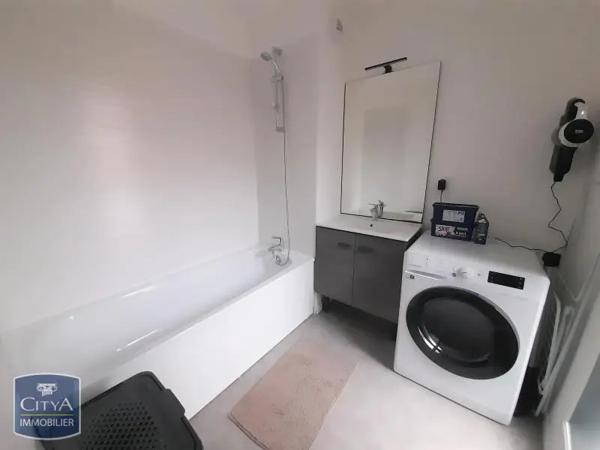 Appartement à louer 2 pièces 45.3m² Villeneuve-d'Ascq (59650)