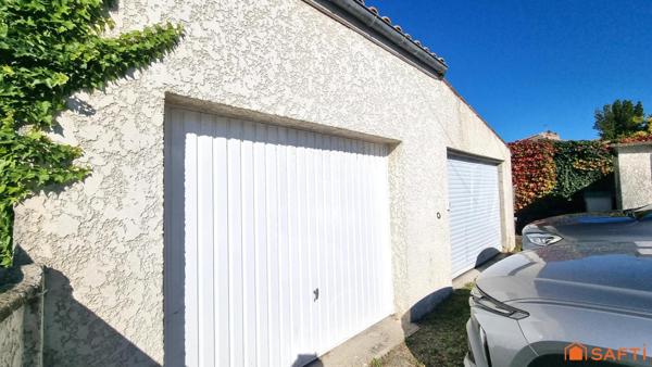 Au calme en plein centre.Ensemble immobilier: 3 maisons