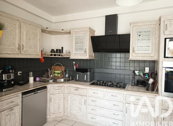 Maison à vendre 7 pièces 227 m² Le Tampon