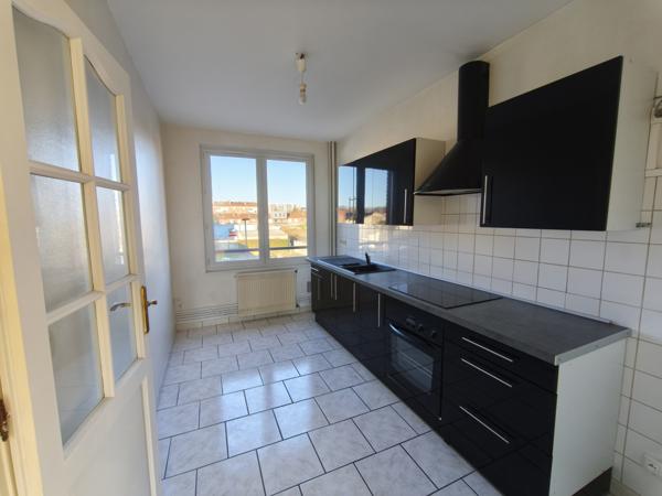 LILLE SAINT MAURICE PELLEVOISIN APPARTEMENT T2 PROCHE METRO