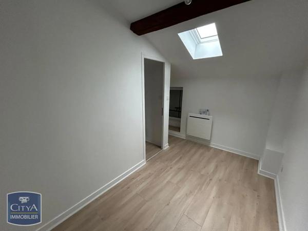 Maison à louer 2 pièces 48.85m² Angoulême (16000)