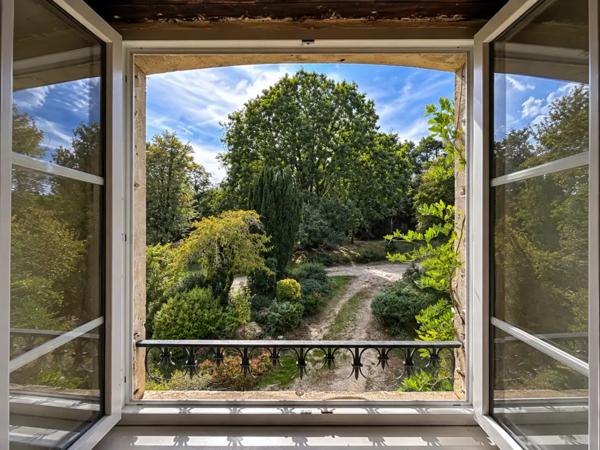 Manoir en pierre, 3 chambres, grenier aménageable, avec Gran