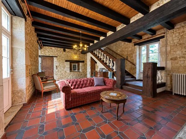 Manoir en pierre, 3 chambres, grenier aménageable, avec Gran