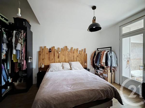 Appartement F3 à vendre  3 pièces - 82,42 m 2   SETE  - 34