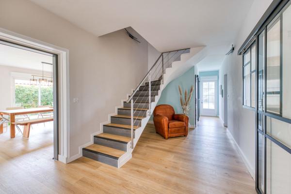 Villa contemporaine à 10 minutes des plages