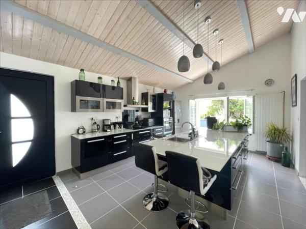 Maison de 144m²  6 pièces