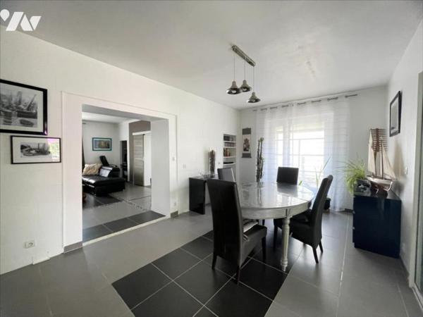 Maison de 144m²  6 pièces