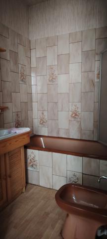 Maison à vendre  ensemble de deux logements centre d'airvault  (79)