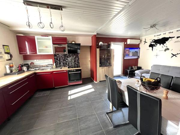 Vente                                                      Maison
                        
                     4 pièces                      110 m2                     à Perpignan
