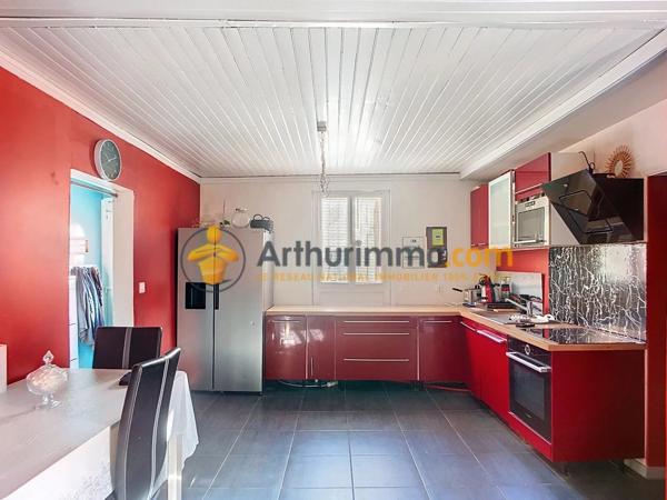 Vente                                                      Maison
                        
                     4 pièces                      110 m2                     à Perpignan