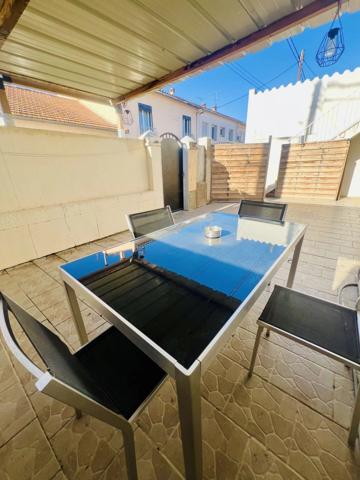 Vente                                                      Maison
                        
                     4 pièces                      110 m2                     à Perpignan