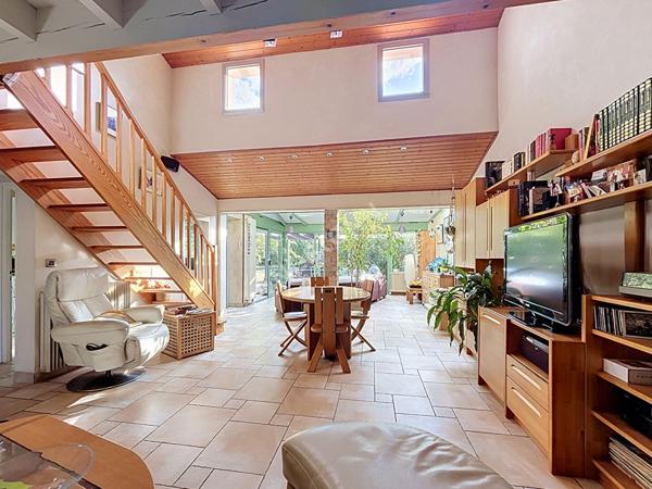 Maison plain pied 7 pièces à vendre à Rezé - La Houssais, 134 m², 3 chambres + mezzanine