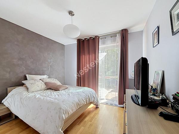 Maison plain pied 7 pièces à vendre à Rezé - La Houssais, 134 m², 3 chambres + mezzanine