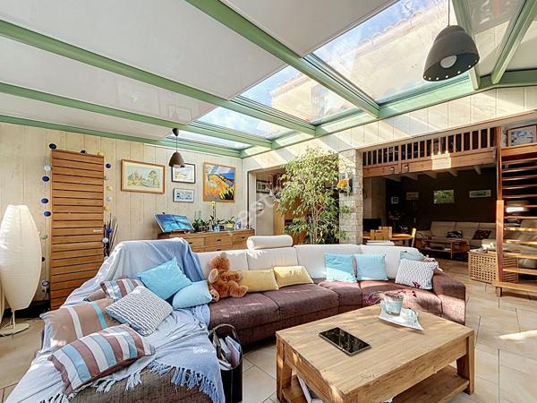 Maison plain pied 7 pièces à vendre à Rezé - La Houssais, 134 m², 3 chambres + mezzanine