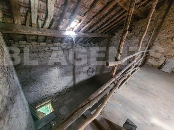 Maison avec dépendances