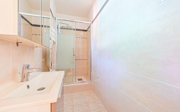 Appartement à louer    2 pièces • 37,51 m2 Clichy