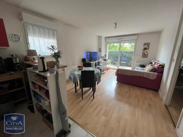 Appartement à louer 2 pièces 47.67m² Tours (37100)