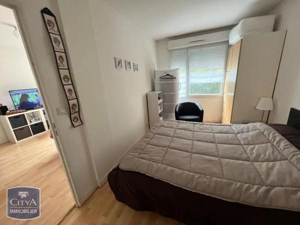 Appartement à louer 2 pièces 47.67m² Tours (37100)