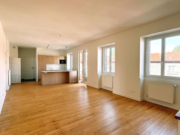 Appartement Soucieu En Jarrest 2 pièce(s) 76.75 m2