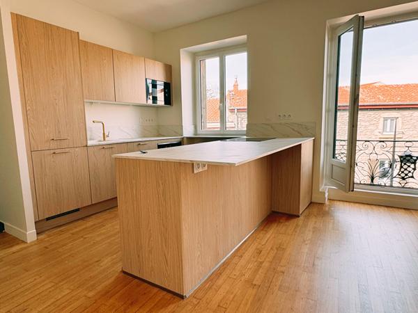 Appartement Soucieu En Jarrest 2 pièce(s) 76.75 m2