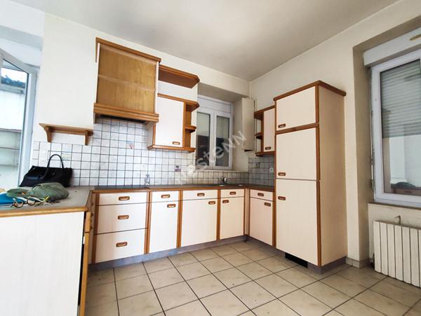 Maison de ville a vendre a Locmine Centre - 4 chambres