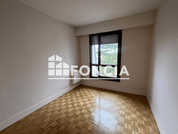 À vendre Appartement 3 pièces 65.67 m² - Versailles 78000