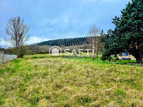 Terrain de 2 647m²-700m² constructible-vue dégagée