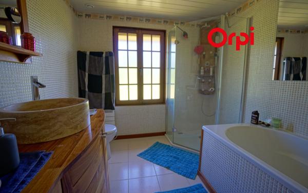 Maison à louer    5 pièces •  Bernay