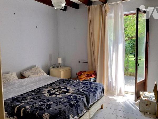 MALICORNE SUR SARTHE : MAISON DE BOURG sur terrain 341 m²