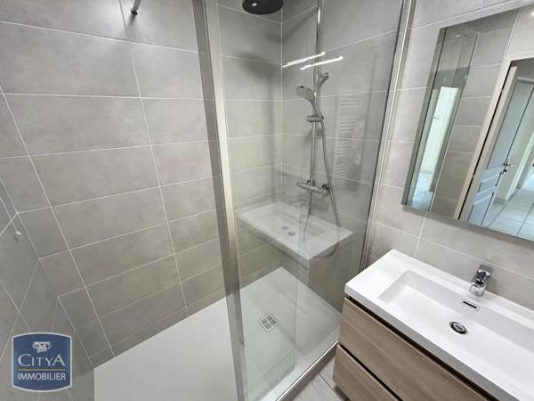 Appartement à louer 2 pièces 55.51m² Grenoble (38100)
