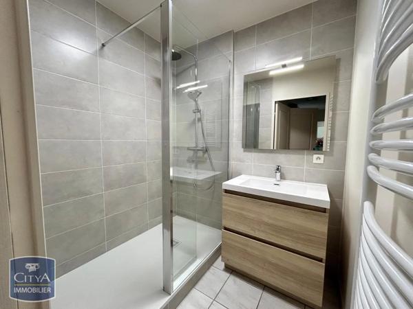 Appartement à louer 2 pièces 55.51m² Grenoble (38100)