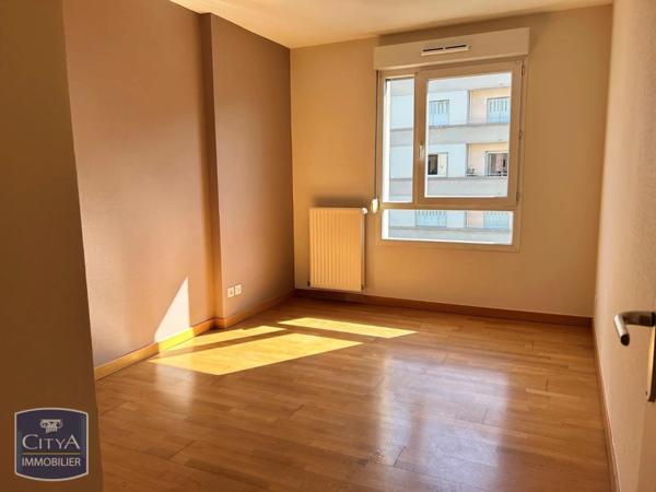 Appartement à louer 2 pièces 55.51m² Grenoble (38100)