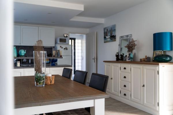 CHARMANTE VILLA ANNEES 50 A 450 METRES DE LA PLAGE DE FONCILLON