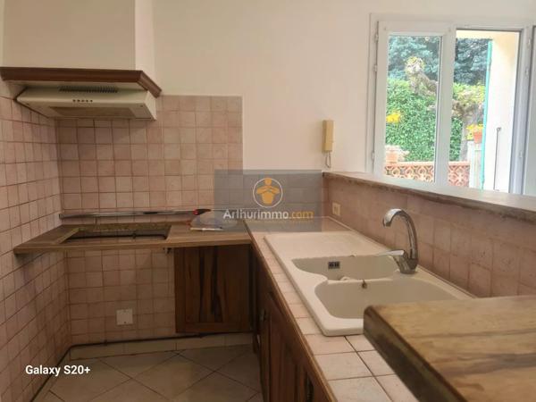 Location Appartement 2 pièces 56 m2 à Mondragon