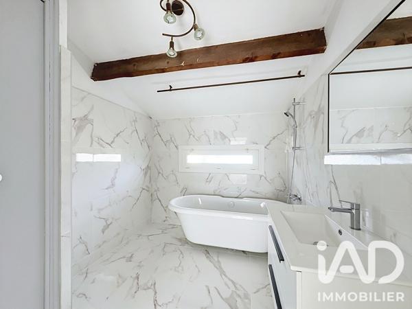 Maison à vendre 6 pièces 118,34 m² Nîmes