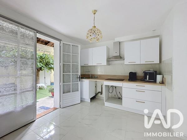 Maison à vendre 6 pièces 118,34 m² Nîmes