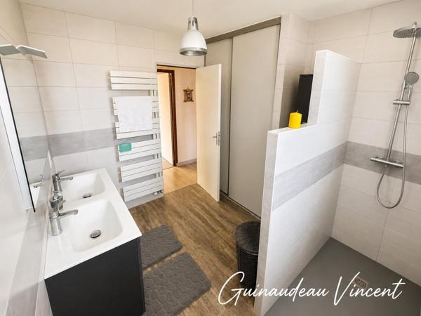 Maison à CHOLET, 49300 - 5 pièces 116m²