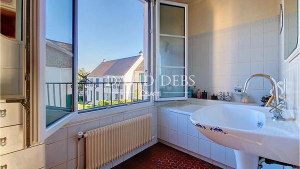 RUEIL-MALMAISON quartier BUZENVAL maison 101 m2