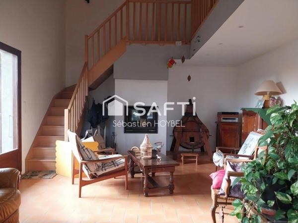 Superbe maison de style traditionnel type 7