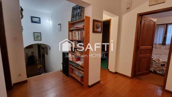 Superbe maison de style traditionnel type 7