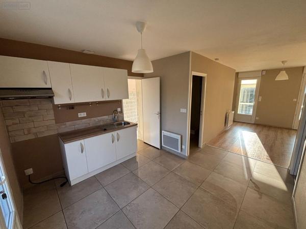 Maison à louer à Landéan en Ille-et-Vilaine (35133), ref : 036/804