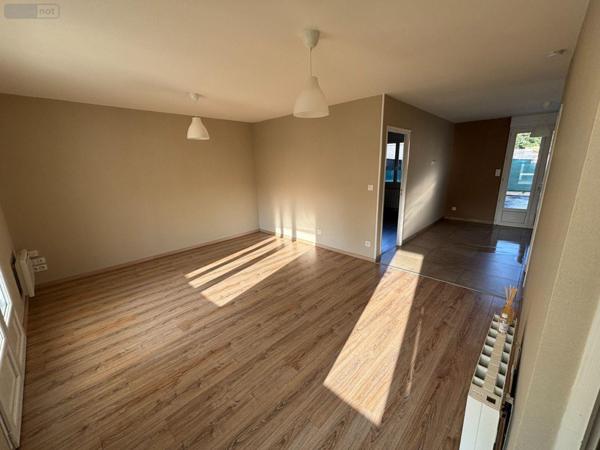 Maison à louer à Landéan en Ille-et-Vilaine (35133), ref : 036/804