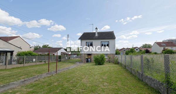 À vendre Maison 3 pièces 61 m² - Corbeil-essonnes 91100