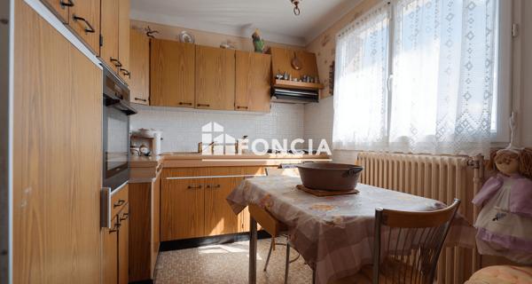 À vendre Maison 3 pièces 61 m² - Corbeil-essonnes 91100