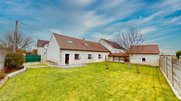 MAISON GRAND CONFORT 9 pièces 220 m2 Prix 350 000