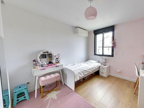 Maison Bry Sur Marne 5 pièce(s) 152 m2