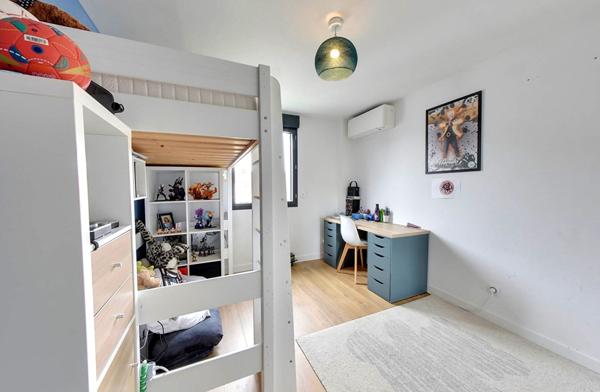 Maison Bry Sur Marne 5 pièce(s) 152 m2